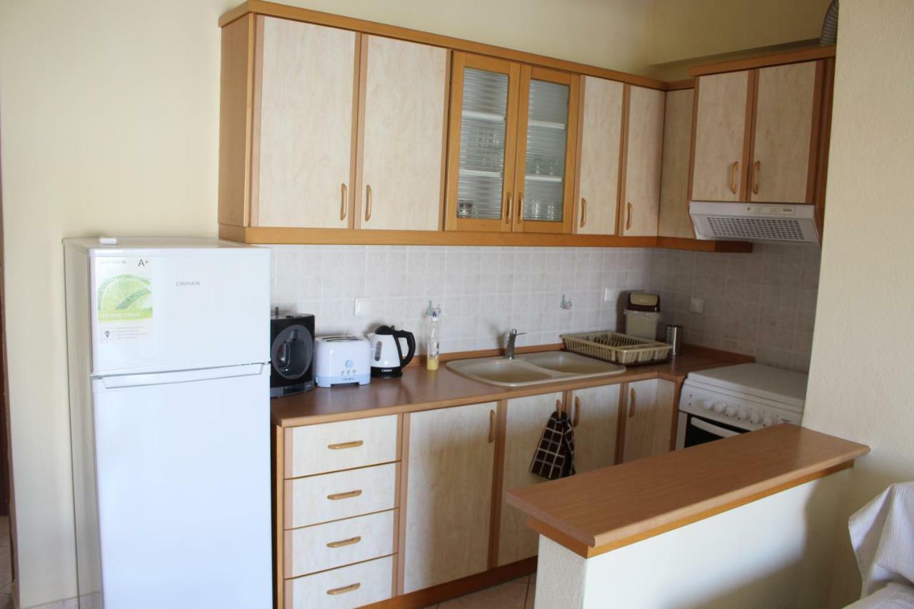 Paralia Ofriniou Gr Sunrise Apartments 3 Esterno foto